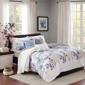 6 Piece Printed Quilt Set with Throw Pillows Blue King/Cal King